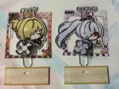 勝利の女神:NIKKE ニケ展 称号アクリルバッジコレクション - メルカリ