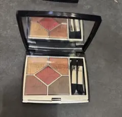 新品未使用Dior Diorshow 5 Couleurs アイシャドウパレット luujat20akfh.jpg