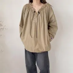 チャンピオン ナイロン プルオーバー ブラウン Mサイズ ギャザー ドローコード