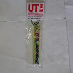 さくらセール☆ユニクロ☆ビリーアイリッシュ キーホルダーのサムネイル