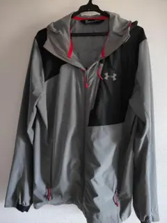 Under Armour フード付きジャケット
