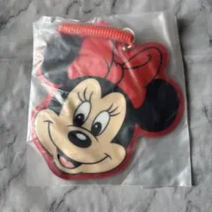 ディズニーストア　ミニーちゃん　ダイカットパスケース