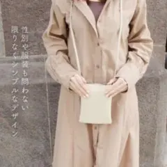 レザー　ショルダーバッグ スマホショルダー かわいい　シンプル　軽量　ベージュ