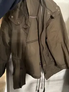 ZARA オリーブグリーン ミリタリージャケット フード付き