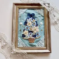リボン刺繍フレーム❃︎お花のクリスマスツリー/雪　アンティーク　ナチュラル　北欧