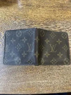 【更に値下げしました】Louis Vuitton 二つ折り財布 モノグラム