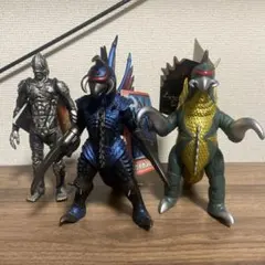ムービーモンスターシリーズ　ガイガン・X星人　ソフビ3個セットのサムネイル