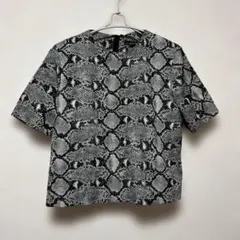 【美品】ZARA WOMAN ヘビ柄 半袖トップス