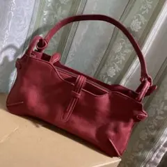 ショルダーバッグ ダークレッド　肩掛けファスナー付き