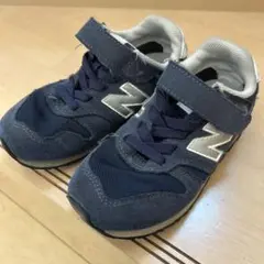 ニューバランス