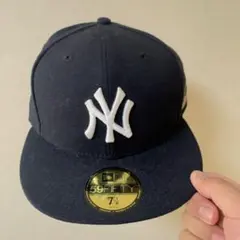 Item thumbnail for item c9502bed-84ca-4d32-a5a8-c631d2ff946a