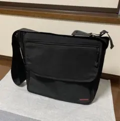 Item thumbnail for item 8e1833c0-8f24-44cc-869c-d9c50fd02f7d