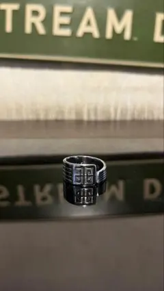 GIVENCHYSpoon ring 20号