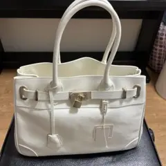 大幅値下げ！Harrods ハンドバッグ　白のサムネイル