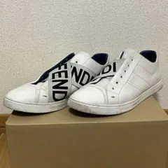 FENDI フェンディ ロゴバンド スニーカー スリッポン サイドロゴ ブランドのサムネイル