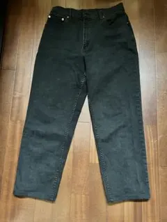 Item thumbnail for item 183feb09-23de-447f-8603-668eaffb44b8