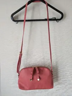 美品 ロペピクニック リボンファスナーショルダーバッグ 赤系 使用少なめ 鞄