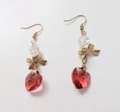 ハート型クリスタルピアス