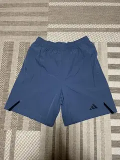 adidas アディダス　ハーフパンツ