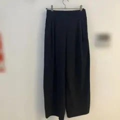 UNIQLO黒 ワイドパンツ ゴム入り