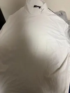 A'gem Nine ハイネック チェーン付き カットソー