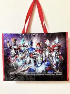 ウルトラマン　ニュージェネレーション　ブレーザー　トートバッグ　レジャーバッグ