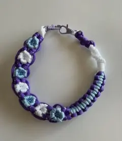 スマホストラップ　ハンドストラップ　ハンドメイド　パラコード　花