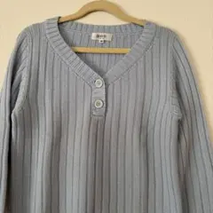 リブ編み Vネック セーター サイズ40 ライトブルー