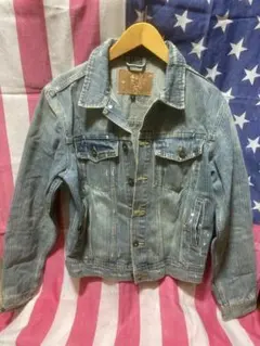 ライトブルーデニムジャケット