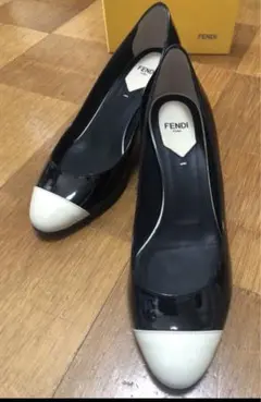 フェンディ　エナメル　パンプス　バイカラー　23.5㎝