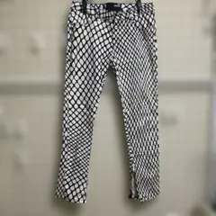 LOVE MOSCHINO ストレッチパンツ