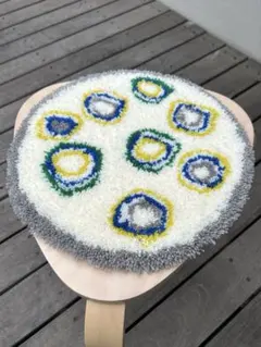 【NEW】タフティング　チェアマット　ラグ　インテリア　家具　椅子