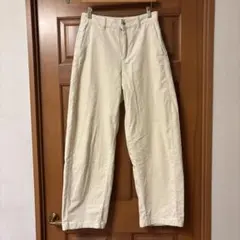 コーデュロイパンツ