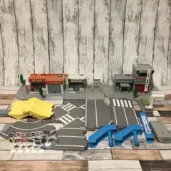 40周年記念トミカタウン 立体交差つきDXつながる道路 トミカ ミニカー