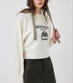 moussy JACQUARD MOUSSY ニットトップス ロゴ入り