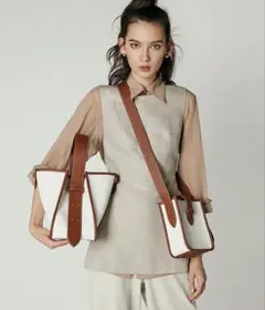VASIC ショルダーバッグのサムネイル