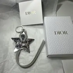 【非売品】新品 Dior ディオール 星型 スター キーホルダー ノベルティ