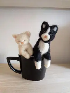 羊毛フェルト 猫 2点セット ※カップは付属しませんのサムネイル