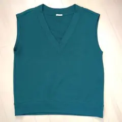 GU サイズＳ ダークグリーン Vネックベスト オーバーサイズ