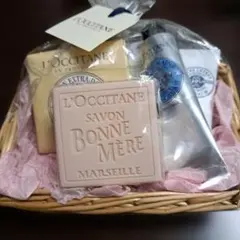 ロクシタン L'OCCITANE　ギフト　ハンドクリームセット