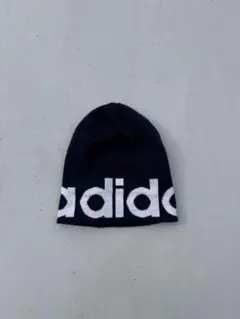 adidas ネイビー ニット帽 ロゴ入り