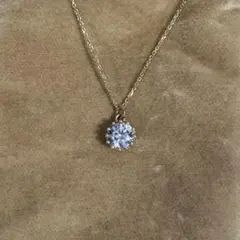 イニシャルネックレス