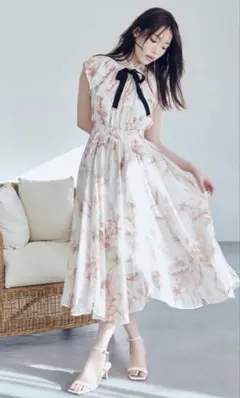 CELFORD美品ペタルヘムラインプリントワンピース - メルカリ