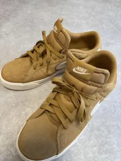 Nike コートレガシー スエード28cmのサムネイル