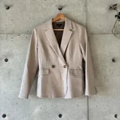 Item thumbnail for item c9221d6c-fadc-490f-b36b-cdb067c4831b