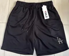 新品　 Mサイズ　MLB ドジャース　ハーフパンツ　ヒョウ柄　ワンポイント　黒のサムネイル