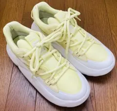 UGG 厚底スニーカー イエロー　24.5cmのサムネイル