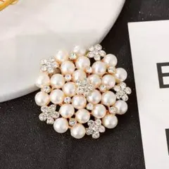 【残りわずか♪】フラワーブローチ　ゴールドパール調　卒業卒園入学　フォーマル