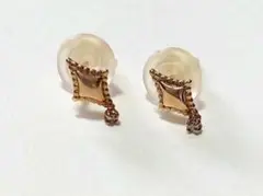 美品　k10　ピアス