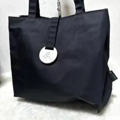 Item thumbnail for item 31e21ff0-f928-40d2-8103-e1067834ff5a